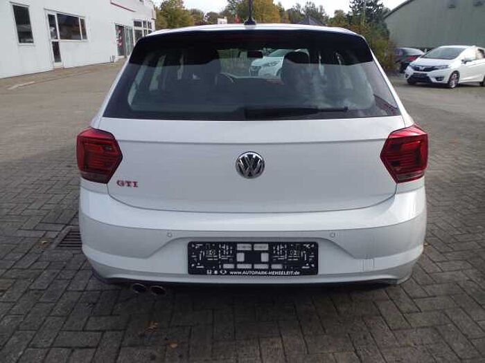 Volkswagen Polo VI 2.0 TSI OPF DSG GTI